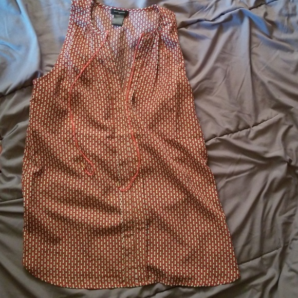 Ann Taylor short sleeve top - Picture 2 of 4